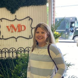 Meet your Posher, Melissa